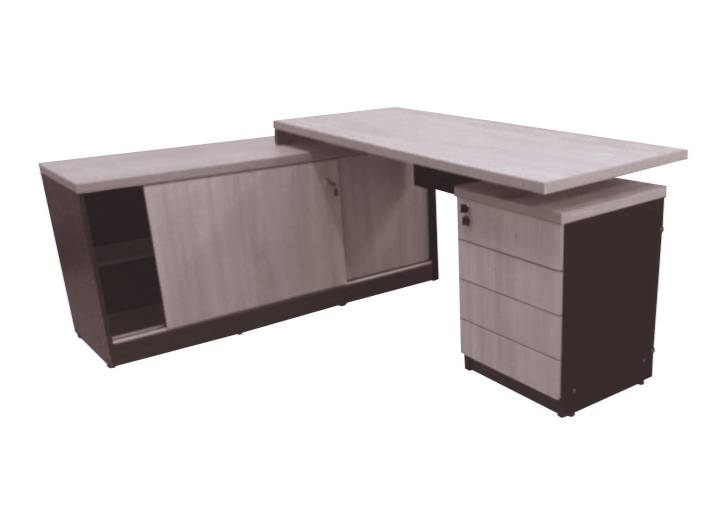 composto por mesa de trabalho, gaveteiro pedestal e balcão com duas portas de correr